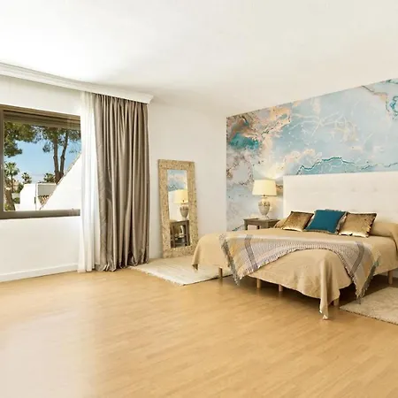 Deluxe Hotel 5*